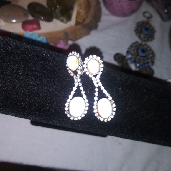 Vintage Rhinestone Drop Clip-on Earrings - Picture 3 of 5